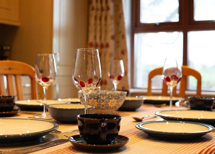 The Stone Nyaraló Castlebar